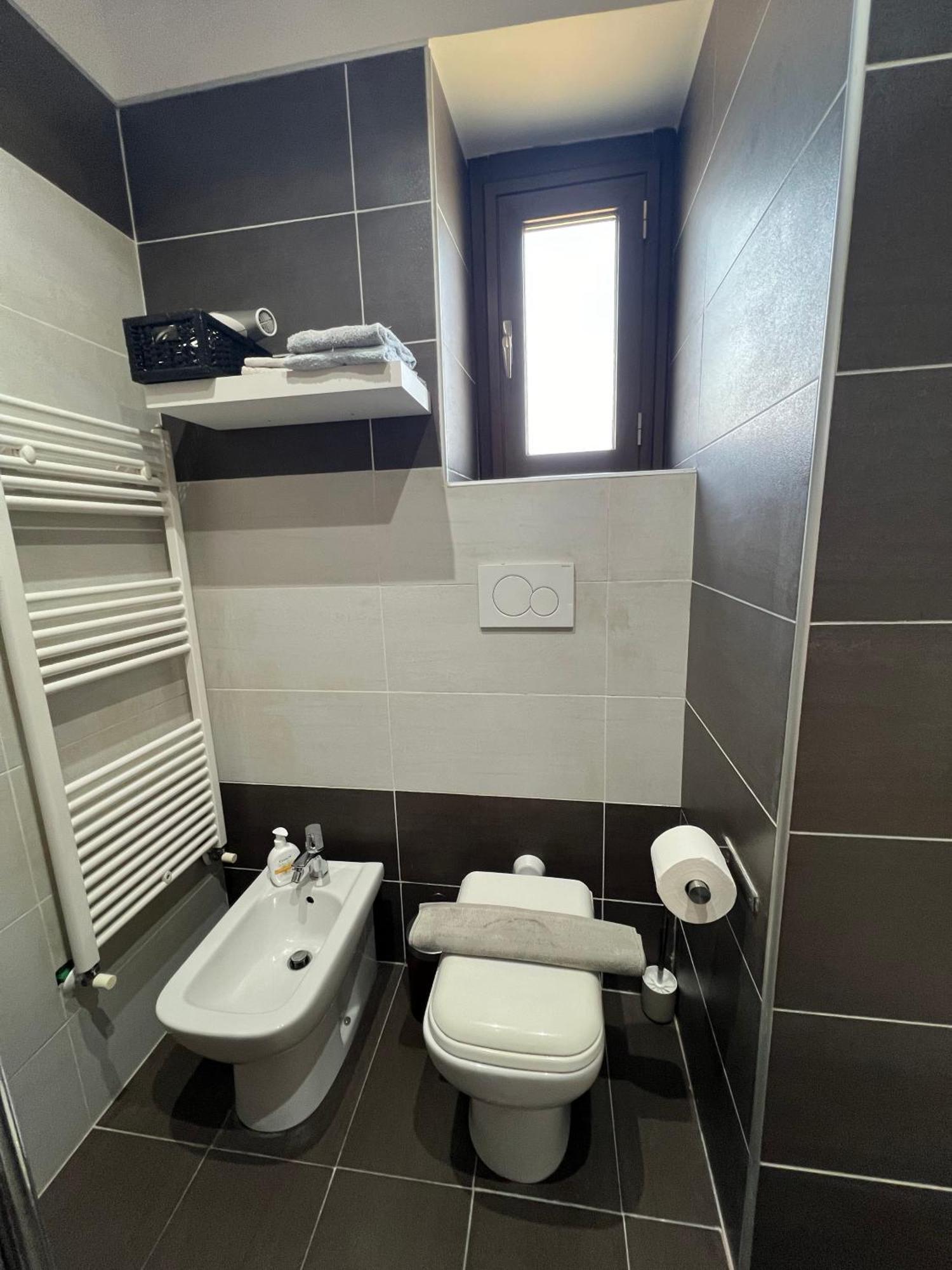 La Rosa Dell'etna - Completo Apartment Valverde (Sicily)