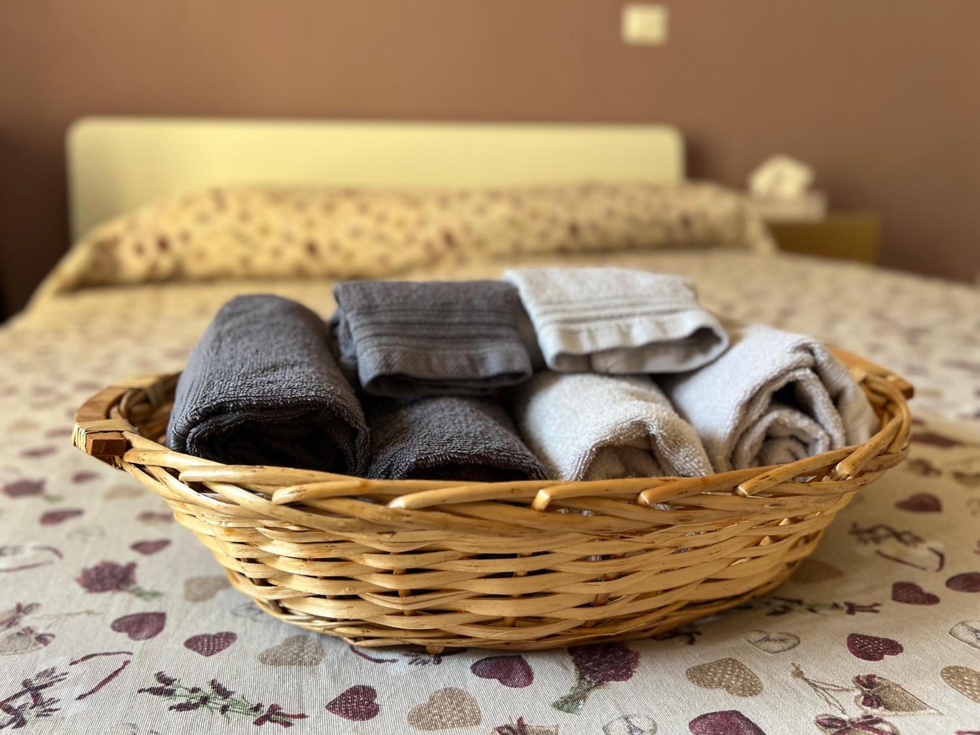 La Rosa Dell'etna - Completo Apartment